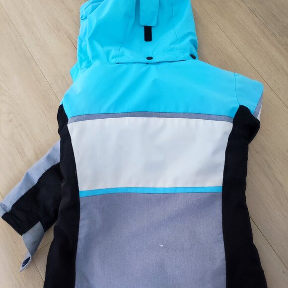 Kids Skiing Jacket - Picture 2 of 4